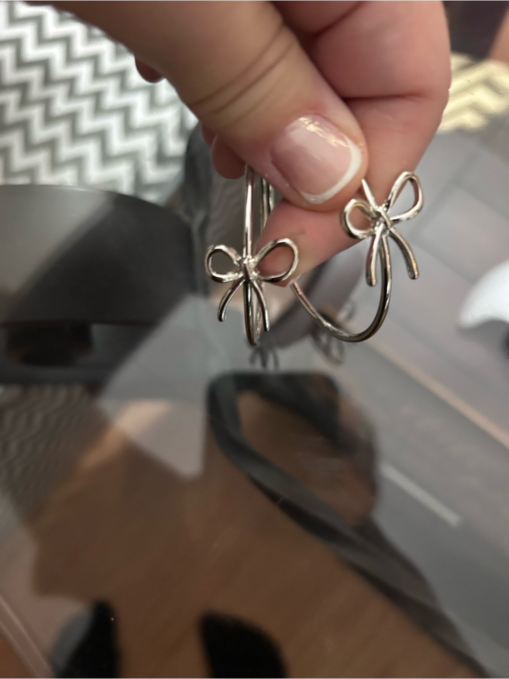 Bow Charm Hoop Earrings - Silver